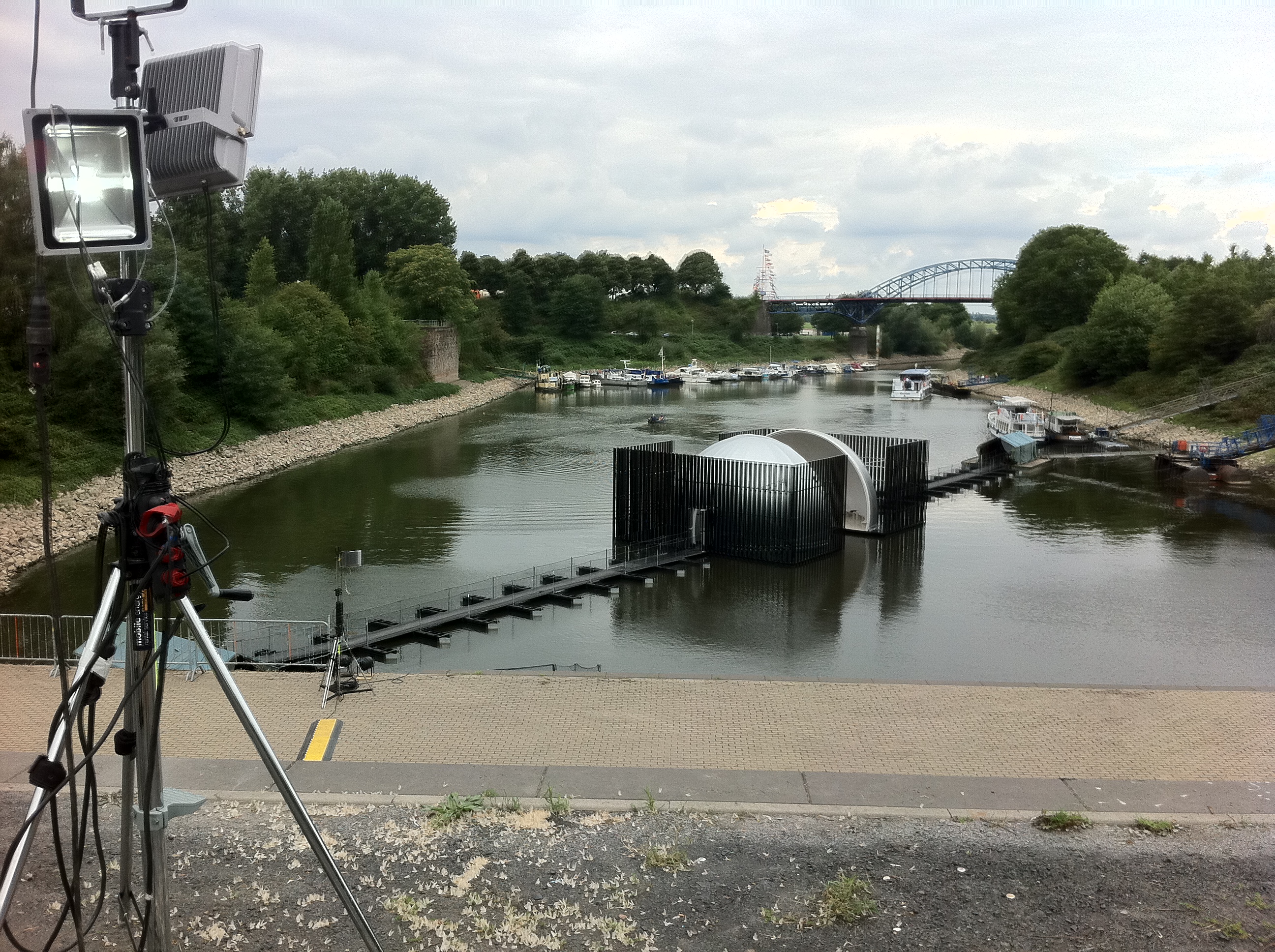 HUstadt mobil bei der Ruhrtriennale zur Eröffnung von „Nomanslanding“ in Duisburg